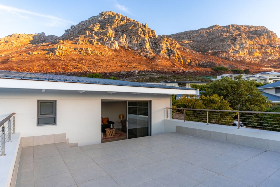 4 Bedroom Property for Sale in Stonehurst Mountain Estate Western Cape
